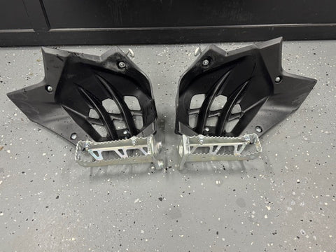 OEM Heel guard and Footpeg Set- YFZR